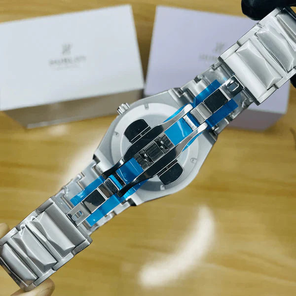 HB Watch – Elegance in Every Link, Power in Every Glance